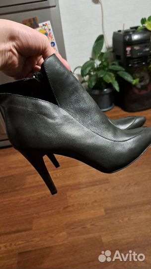 Ботильоны натуральная кожа 41 размер новые