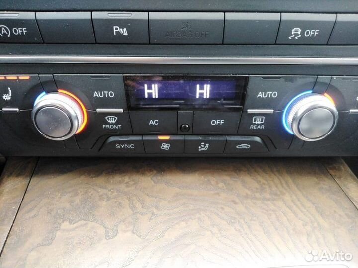 Блок управления климат-контролем Audi A6 C7 3.0