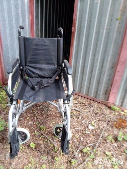 Коляска инвалидная