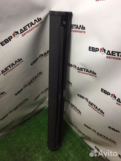 Шторка багажника Audi A6 универсал 2.5 AKN 2000