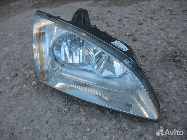 Фара правая Ford Focus 2 дорест
