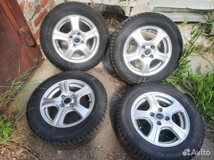 R14 Nokian Tyres Nordman RS2 185/65, PCD 4x100 DIA 55
