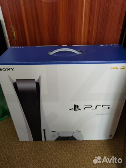 Sony Playstation 5 (CFI-1200A) + зарядная станция