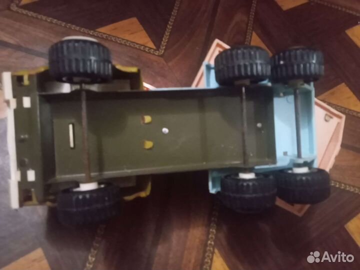 Машинка игрушка сср