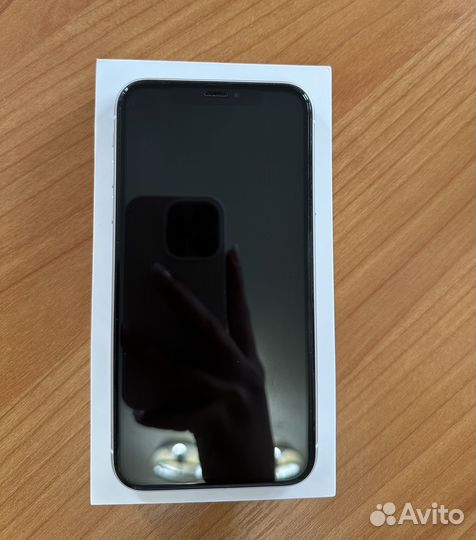 iPhone Xr, 128 ГБ