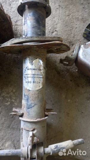 Амортизатор передний Фиат Альбеа