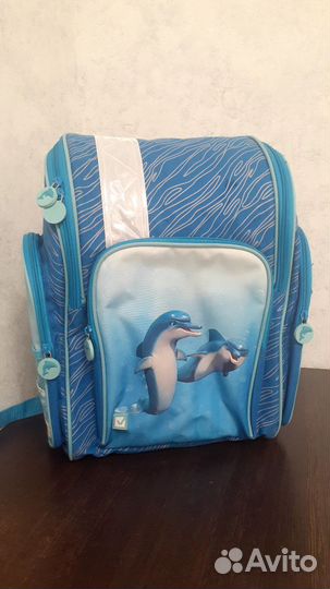 Школьный рюкзак,ранец