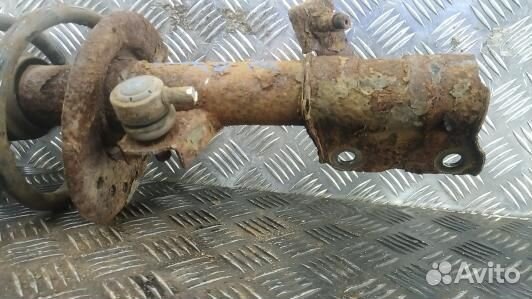 Стойка передняя левая nissan X-trail T31, Номер E4303JG71A, 54010JG70C, 54321JG01B (DNK06K501)