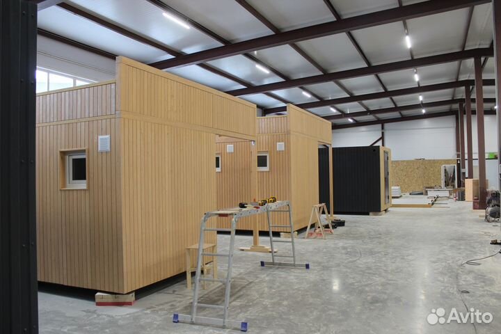 Помощник столяра