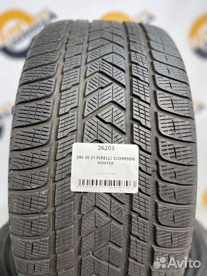 Pirelli Scorpion Winter 295/35 R21 110V