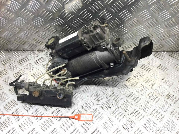 Компрессор пневмоподвески Mercedes S-klasse 443020