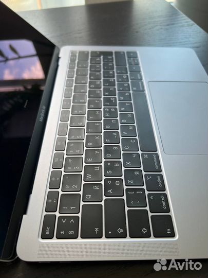 MacBook Air 13 2018 retina