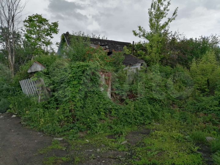 Дача 20 м² на участке 4 сот.