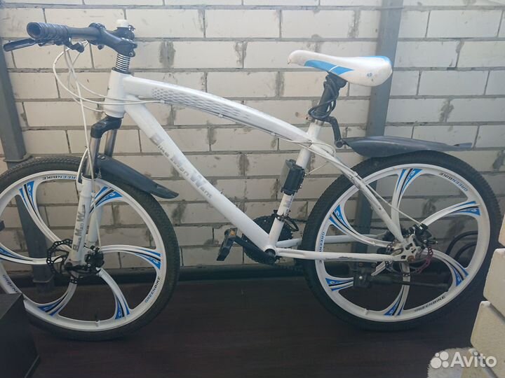Велосипед bmw