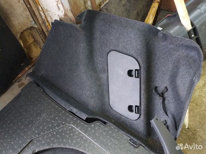 Обшивка багажника Мазда 3 бм