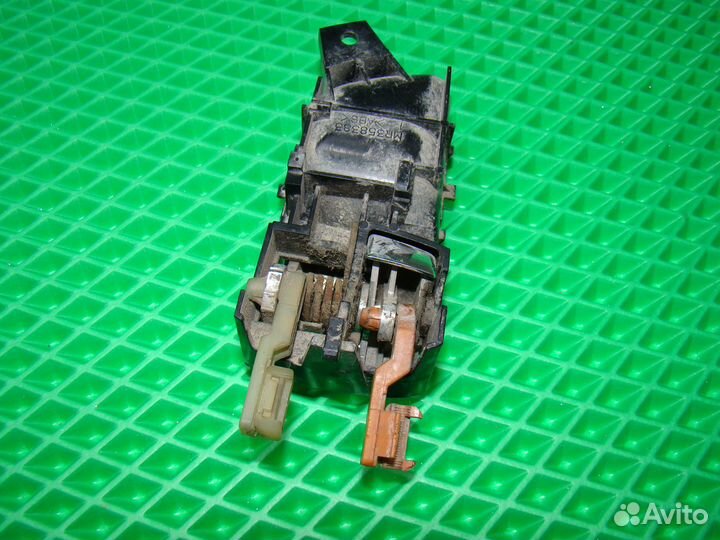 Ручка внутренняя передняя левая mitsubishi chariot