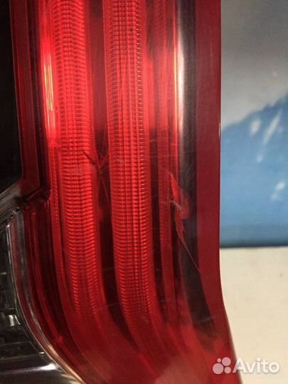 Фонарь задний левый Mitsubishi Pajero Sport