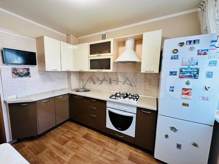 4-к. квартира, 76 м², 9/9 эт.