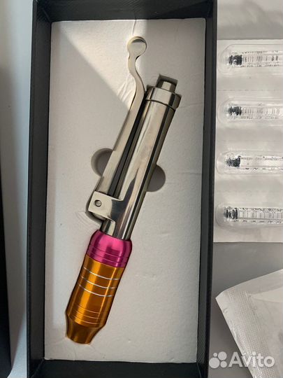 Аппарат безынольный мезотерапии(Hyaluron pen)