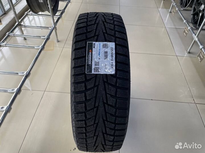 Hankook Winter I'Cept X RW10 225/60 R18 100T