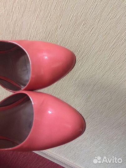 Туфли лакированные коралловые