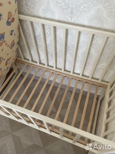 Детская кровать с матрасом