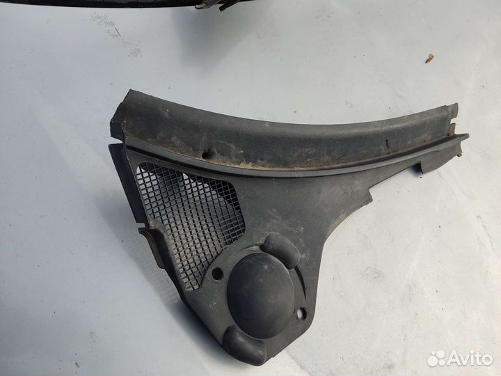 Жабо Renault Laguna 2