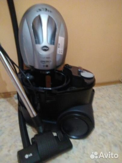Продам моющий пылесос LG