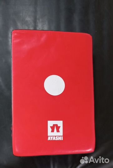 Продаю макивары по 2000