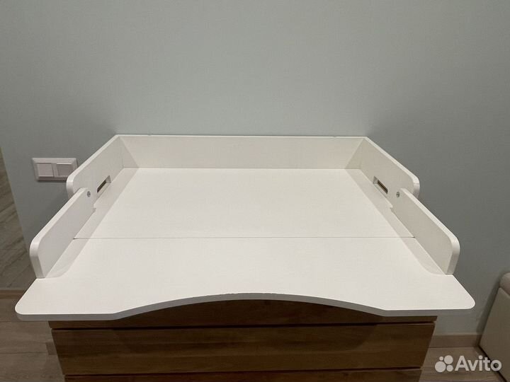 Пеленальный столик на комод складной