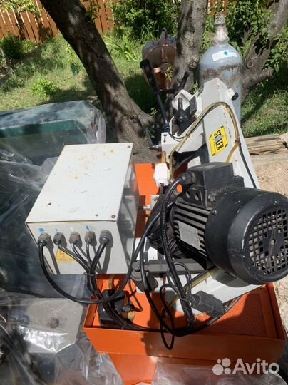 Продаю ленточнопильный станок по металлу