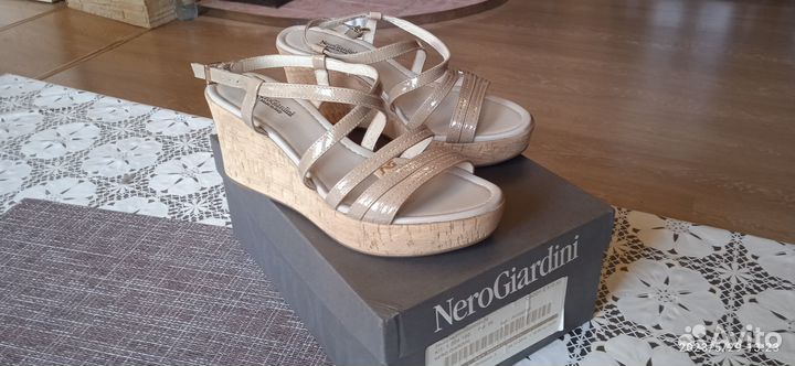 Босоножки NeroGifrdini