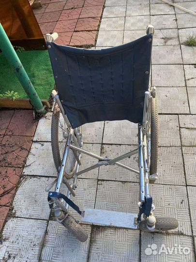 Инвалидная коляска (на запчасти)