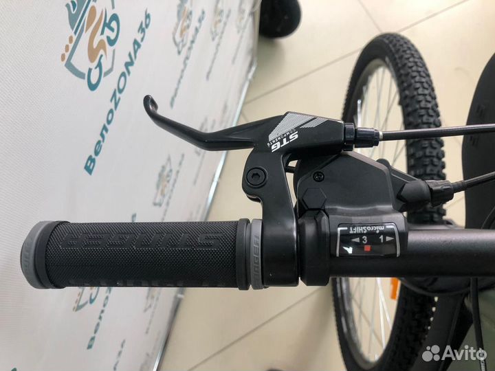 Велосипед горный Stinger Caiman 29