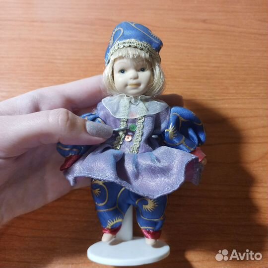 Коллекционная кукла