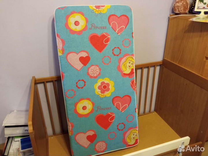 Детская кровать IKEA с матрасом