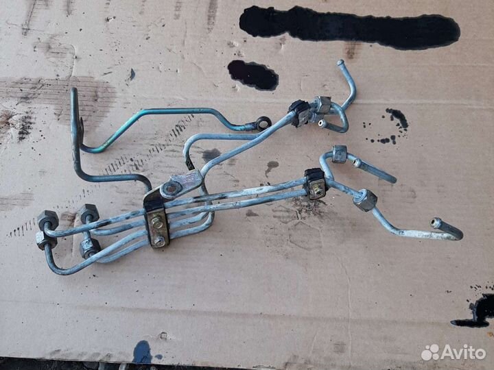 Трубка топливная Ниссан Террано 2 2.7D Маверик