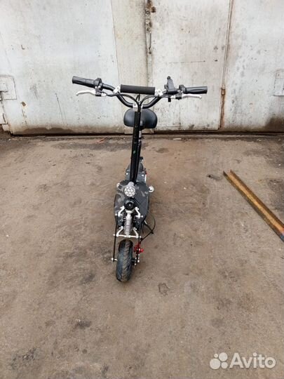 Самокат взрослый электрический