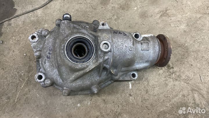 Редуктор передний BMW 3.08
