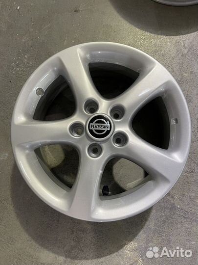 Диски литые Nissan r16 оригинал