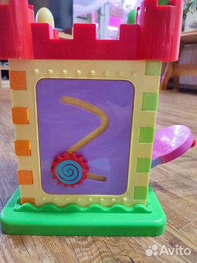 Игрушка Замок