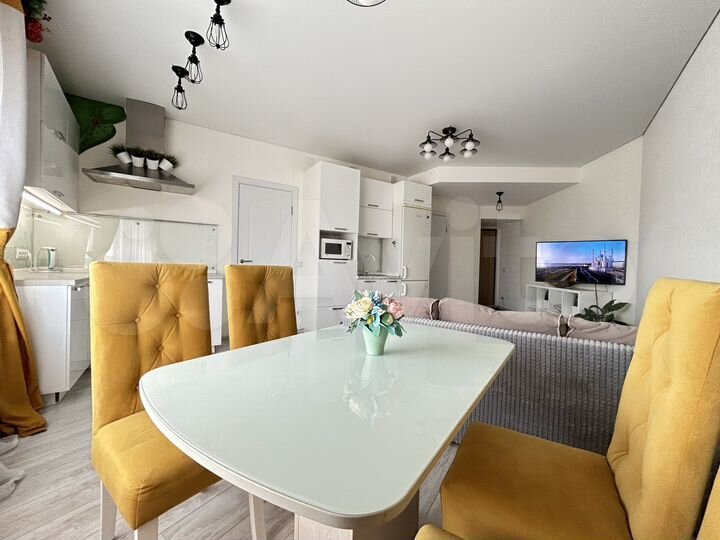 2-к. квартира, 50 м², 18/19 эт.