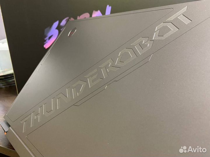 New Thunderobot i7-13700 / 16GB / RTX 4060 15-17