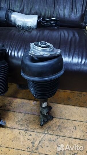 Пневмостойка Mercedes-Benz W212