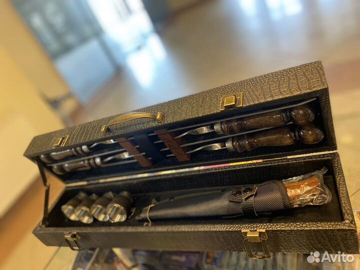 Шашлычный набор для пикника в чемодане