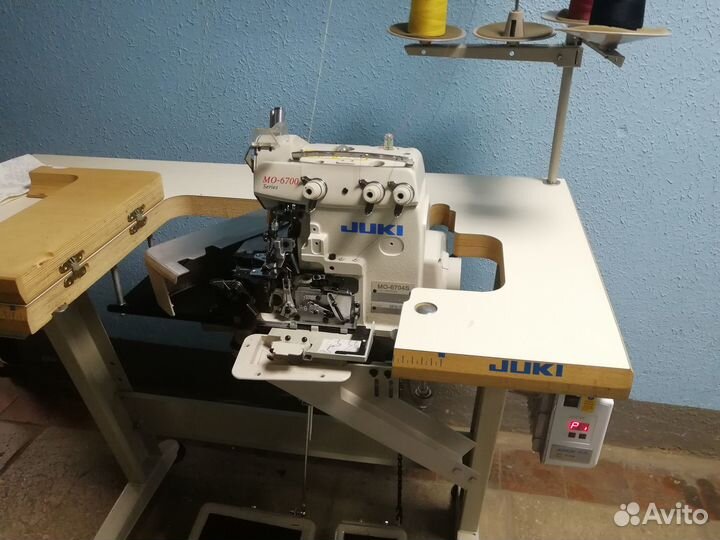 Промышленный оверлок juki MO-6704S