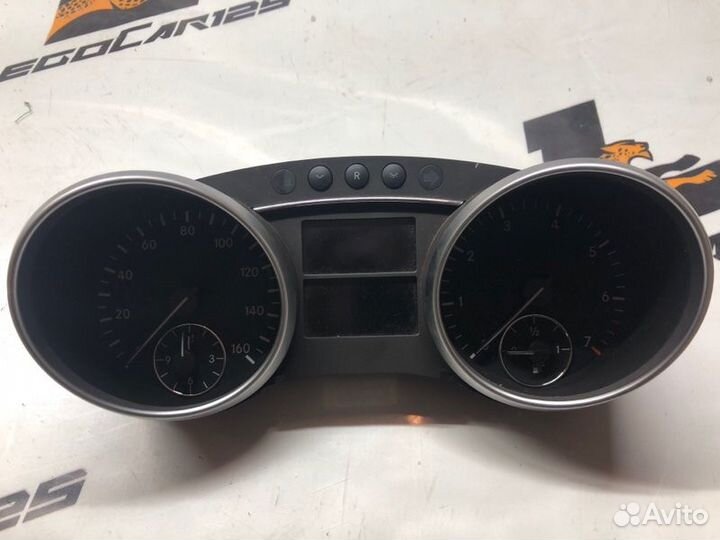 Спидометр Mercedes-Benz M-Class ML 350 M272 2007