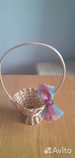 Корзины плетеные и парничок