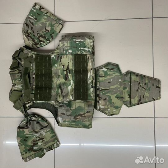 Бронежилет Universal Armor 2 с плитами Гранит Техи