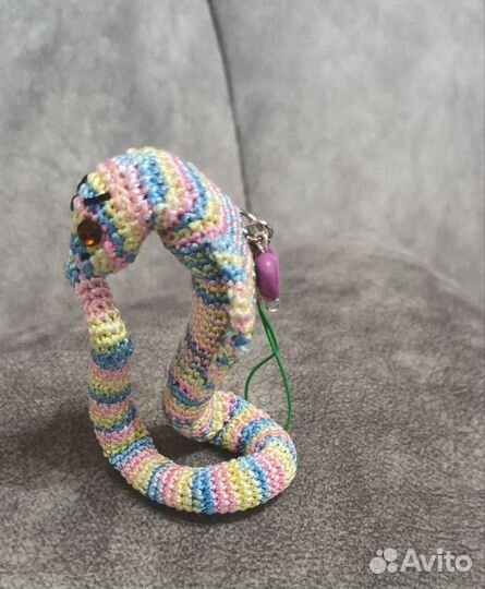 Кобра вязаная игрушка